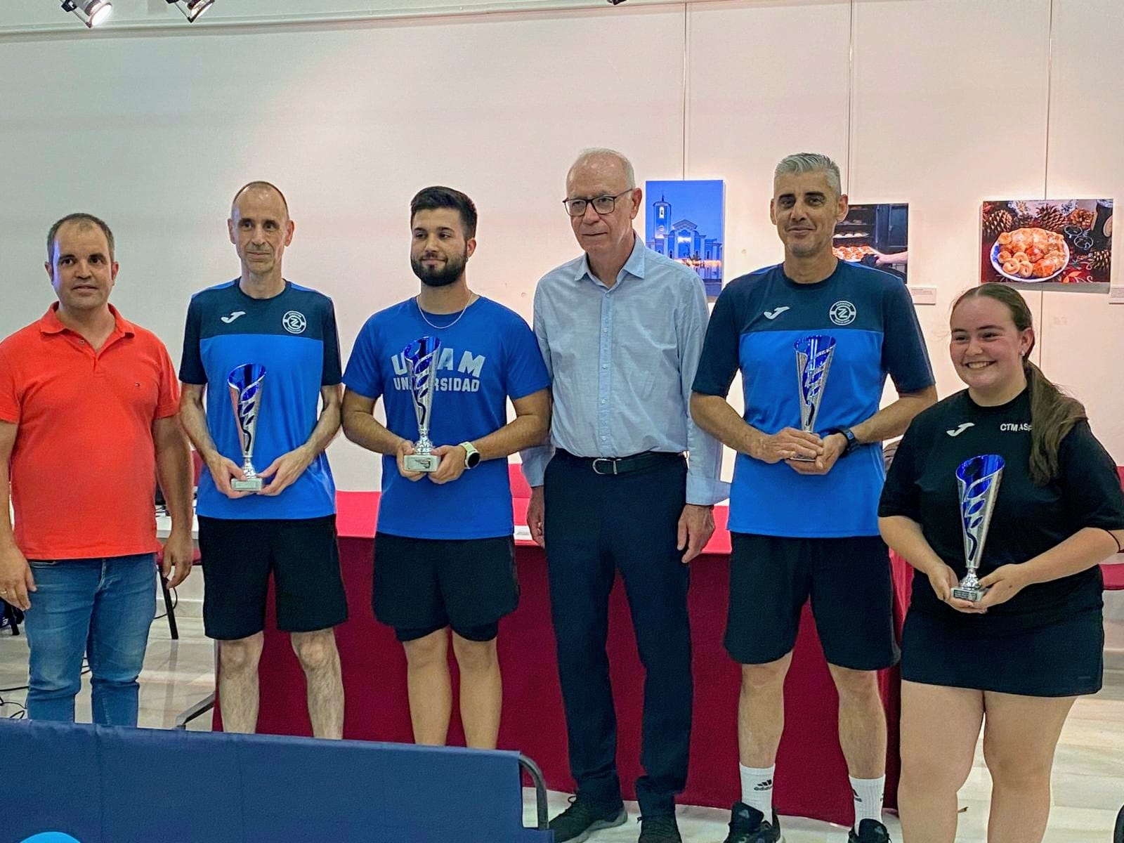 Éxito de participación en el I Open de Tenis de Mesa de Santiago y&nbsp;Zaraíche